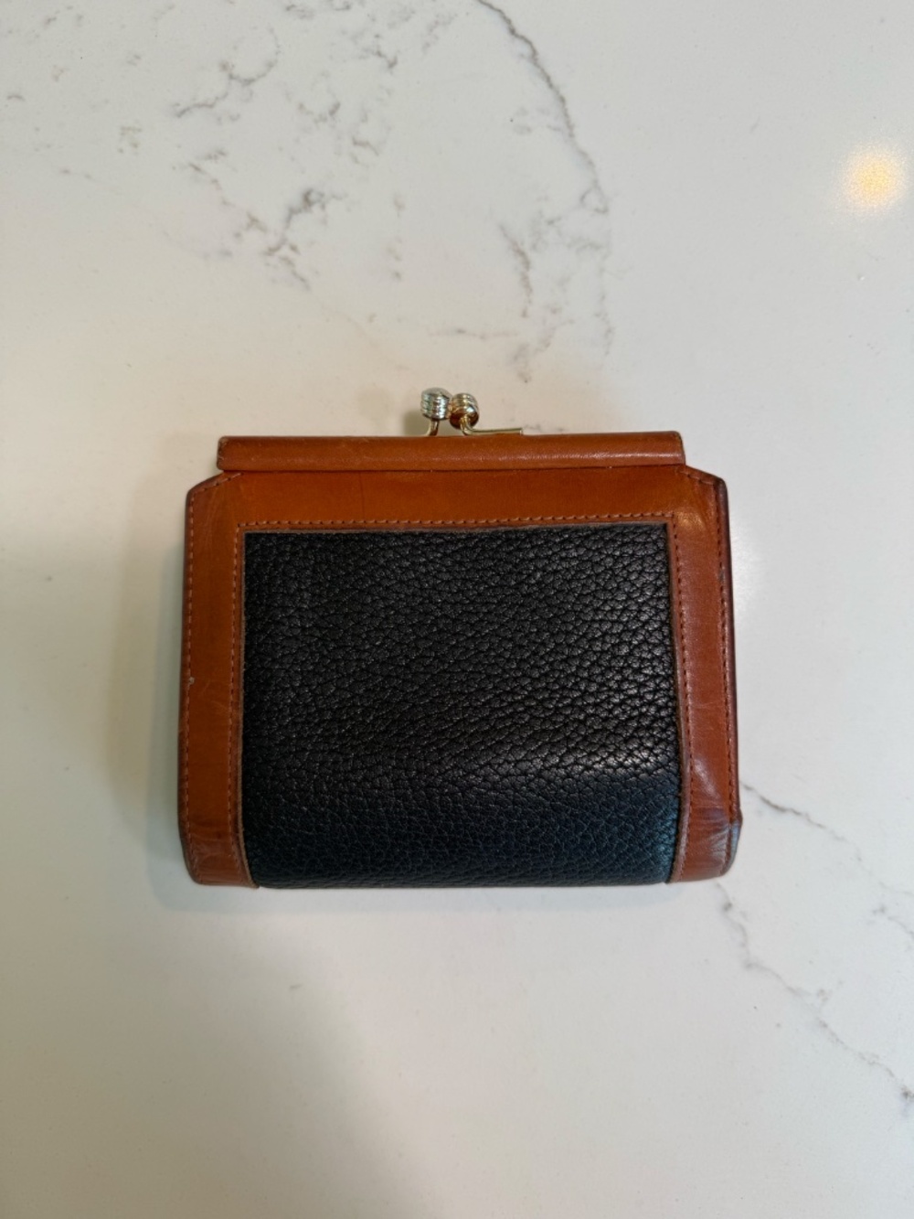 Vintage Dooney & Bourke AWL Kiss Lock Trifold Wallet - Black/Tan - Picture 6 of 7